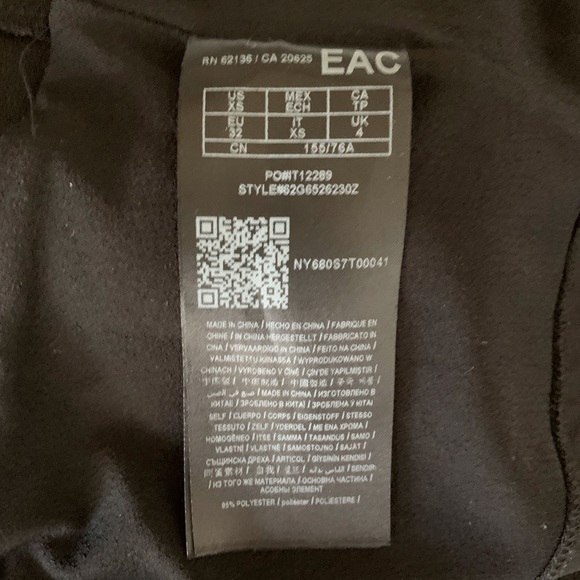 MARCIANO crop tank - Picture 7 of 7